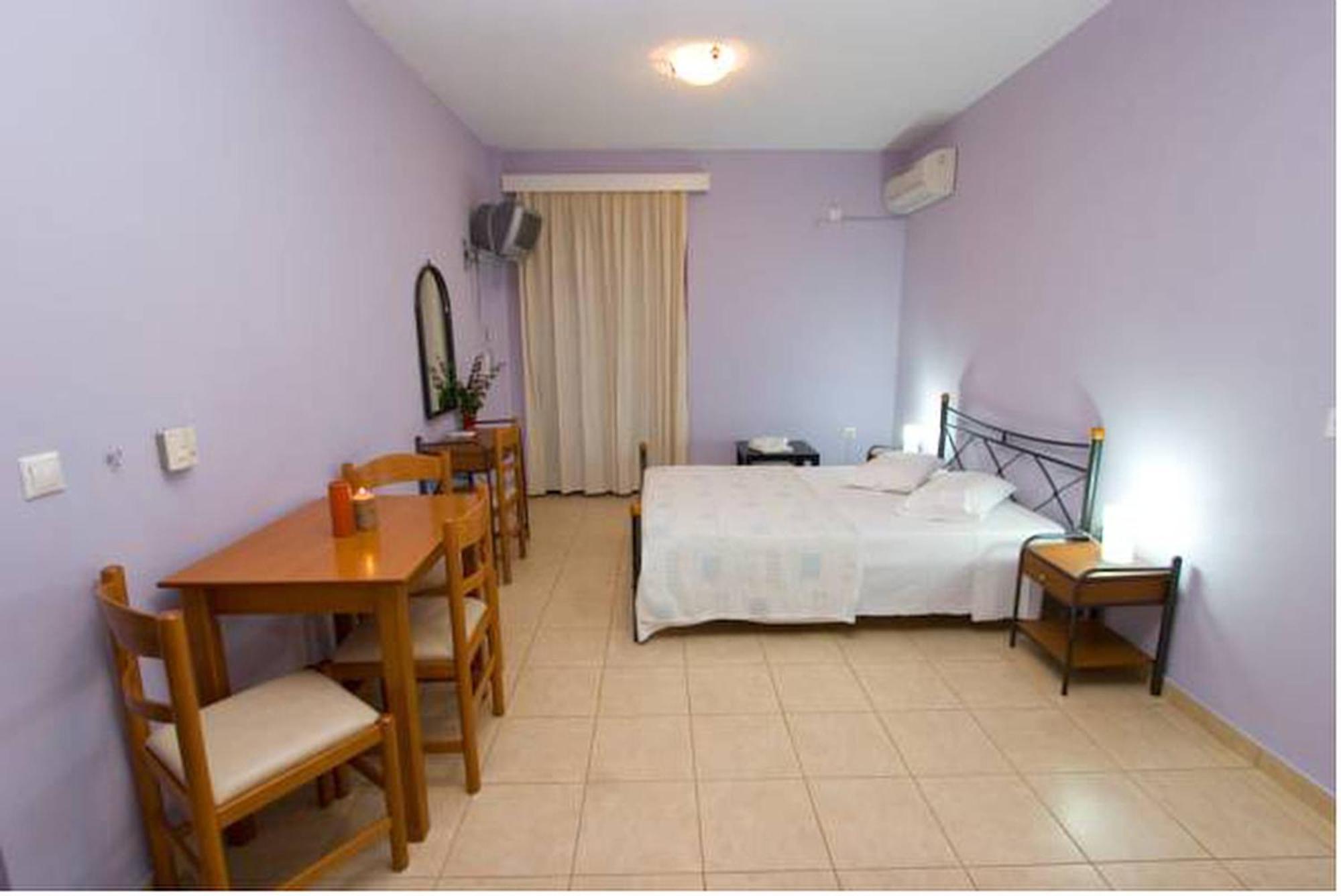 Sagini Boutique Hotel Loutra Edipsou  Habitación foto