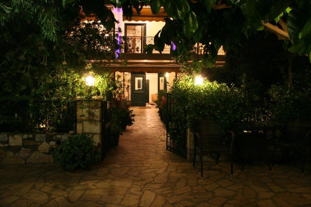 Sagini Boutique Hotel Loutra Edipsou  Habitación foto
